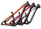 أسود / برتقالي Mtb الدراجة الجبلية الإطار سبائك الألومنيوم الأمتعة ومعدات الإضاءة AM ركوب النمط المزود
